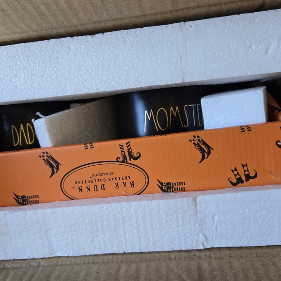 NIB Rae Dunn HALLOWEEN mug set - Picture 3 of 3